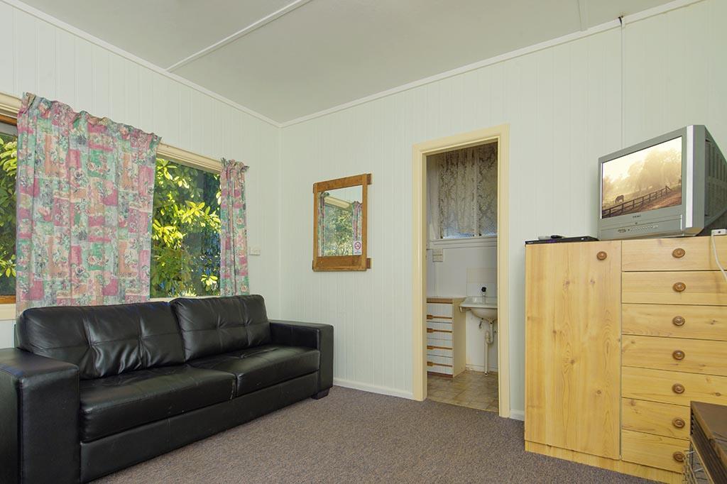 Rainbow Pines Tourist Caravan Park Adaminaby Kültér fotó